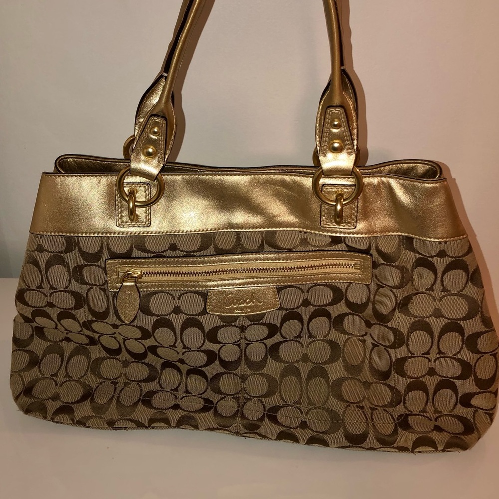 Coach gold monogram bag (Authentic!)